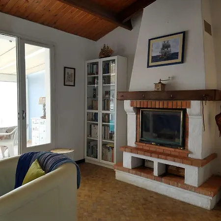 Gu050-001- 3 Pieces 4 Couchages La Gueriniere Villa La Guérinière