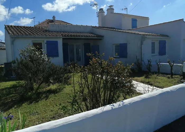 Villa Gu050-001- 3 Pieces 4 Couchages La Gueriniere La Guérinière