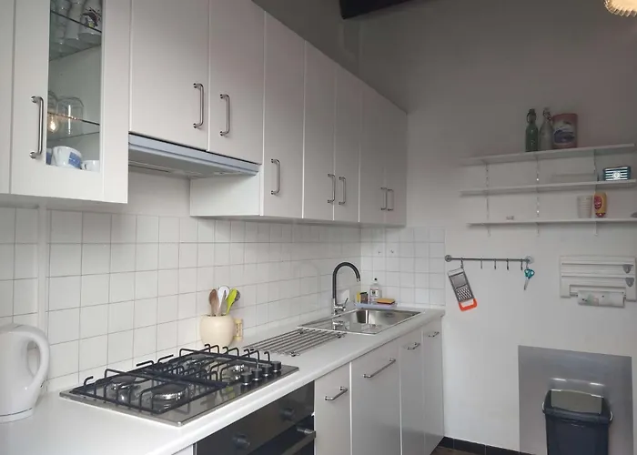 Gu050-001- 3 Pieces 4 Couchages La Gueriniere *